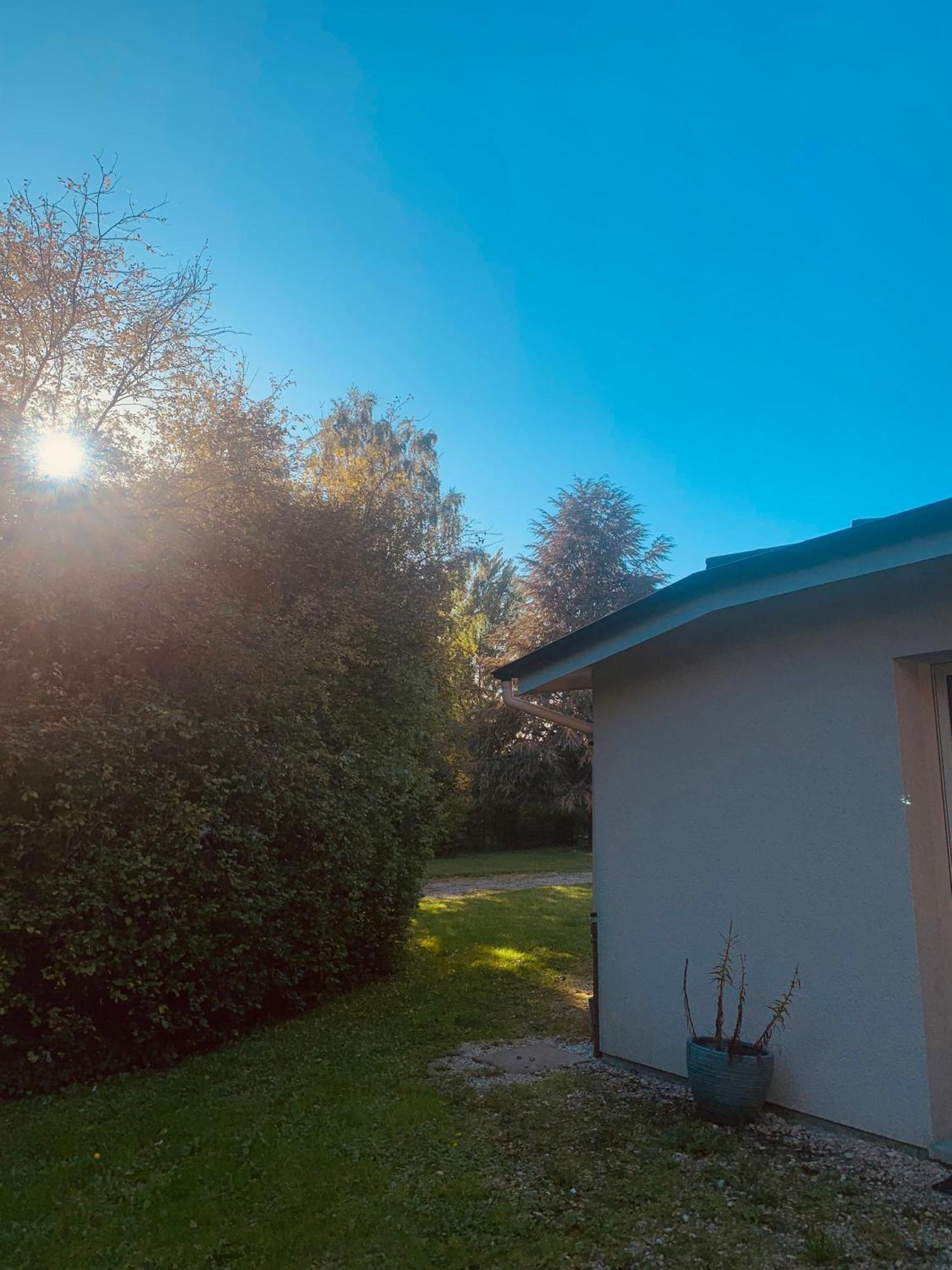 Chambre D'Hotes Le Prieure Gommerville Exterior foto